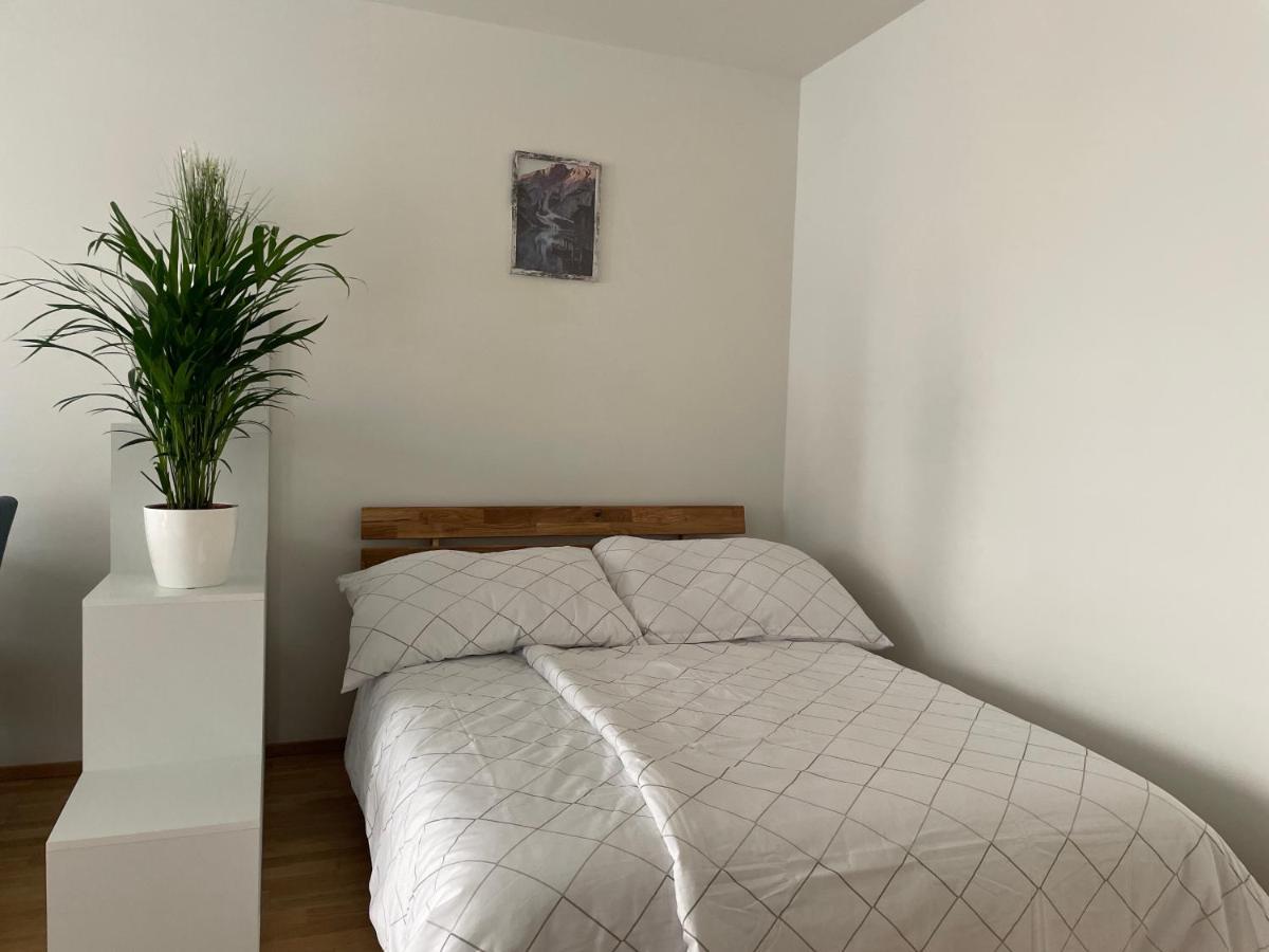 55 M2 Stylish Apartment With Balcony & Parking Вена Экстерьер фото
